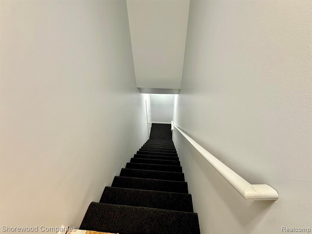 46116 Rhodes Drive, Macomb, MI 48044 — Photo 18
