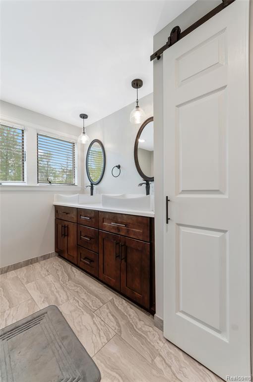 10054 Lincoln Drive, Huntington Woods, MI — Photo 36