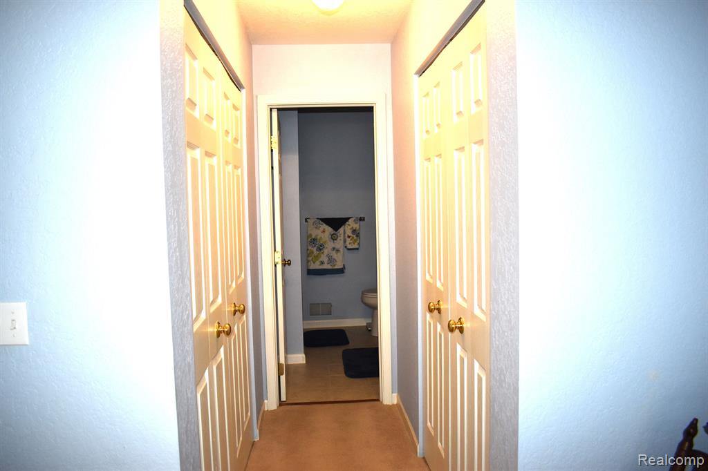 1043 CURZON Street, Howell, MI 48843 — Photo 17