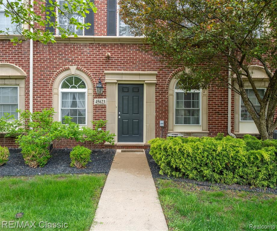 45623 N Stonewood Road, Canton, MI 48187 — Photo 3