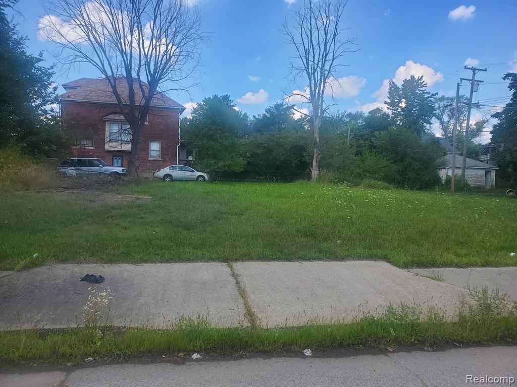 6102 ROSA PARKS Boulevard, Detroit, MI 48208 — Photo 2