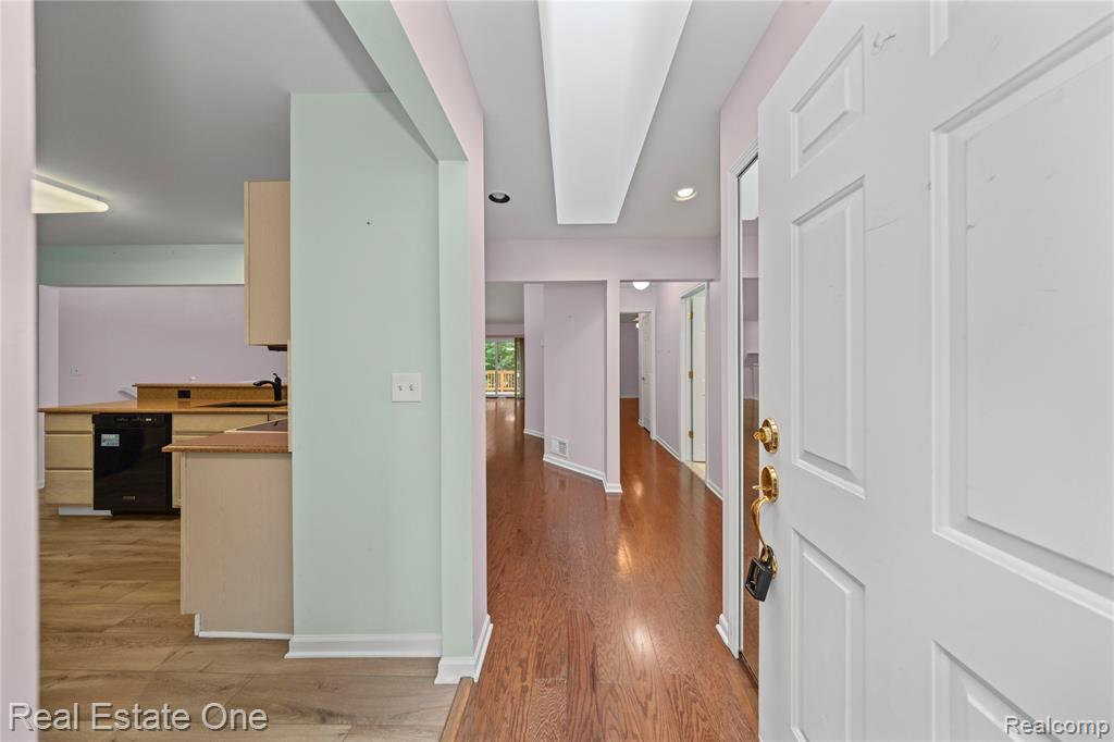 41432 Haggerty Woods Court, Canton, MI 48187 — Photo 5