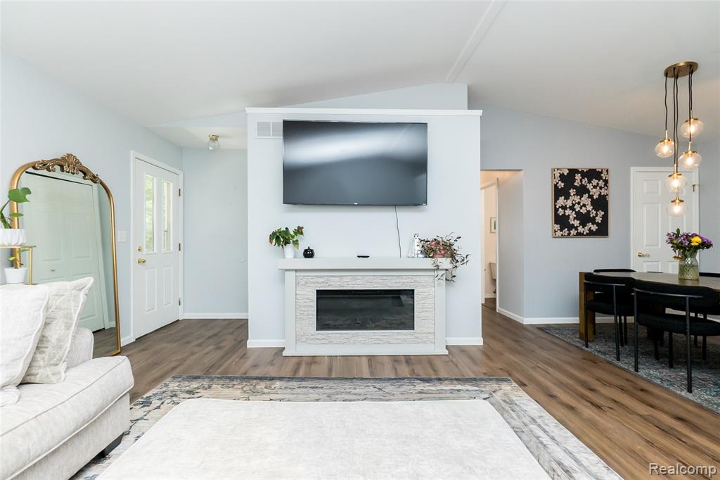 9414 Timber Ridge Drive, Grand Blanc, MI 48439 — Photo 14