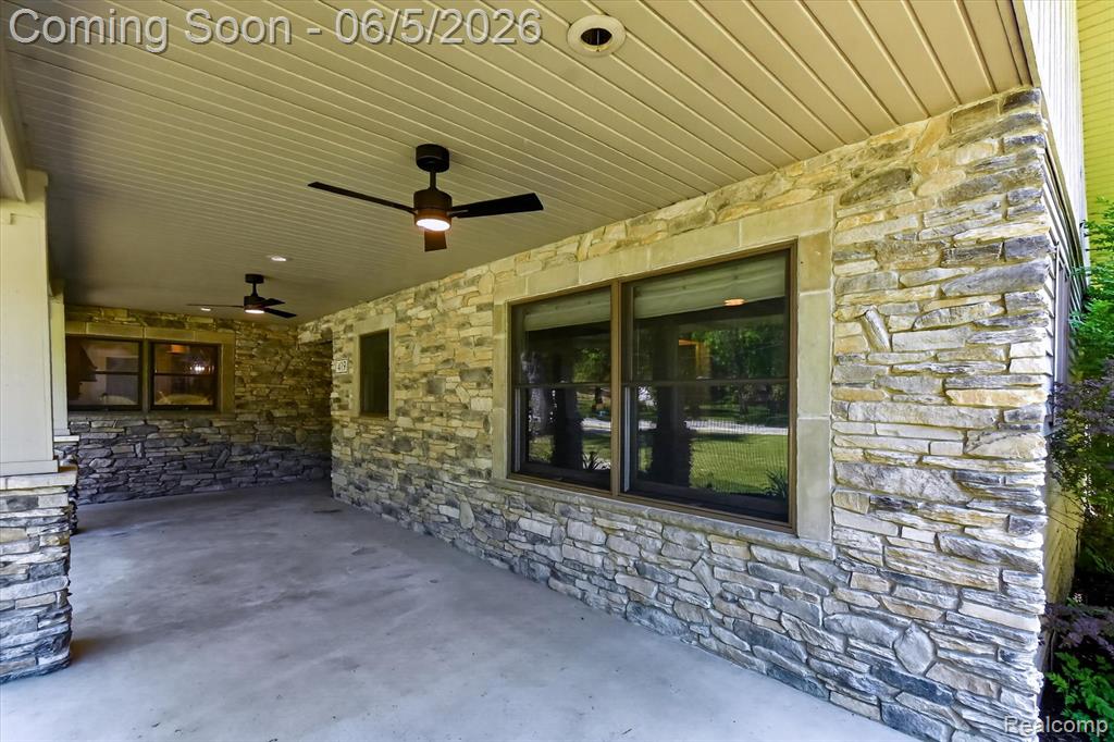 419 W Walnut Street, St. Charles, MI 48655 — Photo 6
