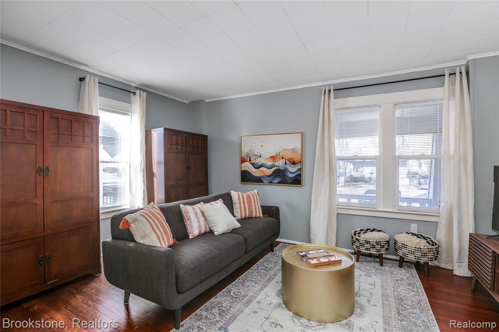 437 W Bennett Avenue, Ferndale, MI 48220 — Photo 2