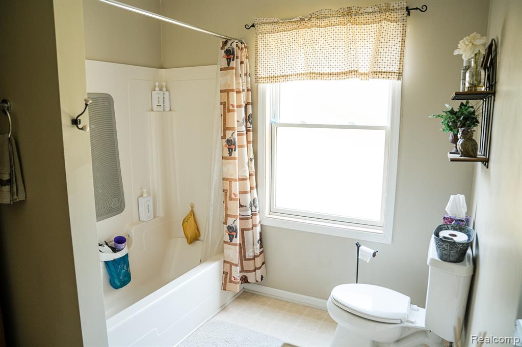 2757 S Lake Pleasant Road, Metamora, MI 48455 — Photo 15
