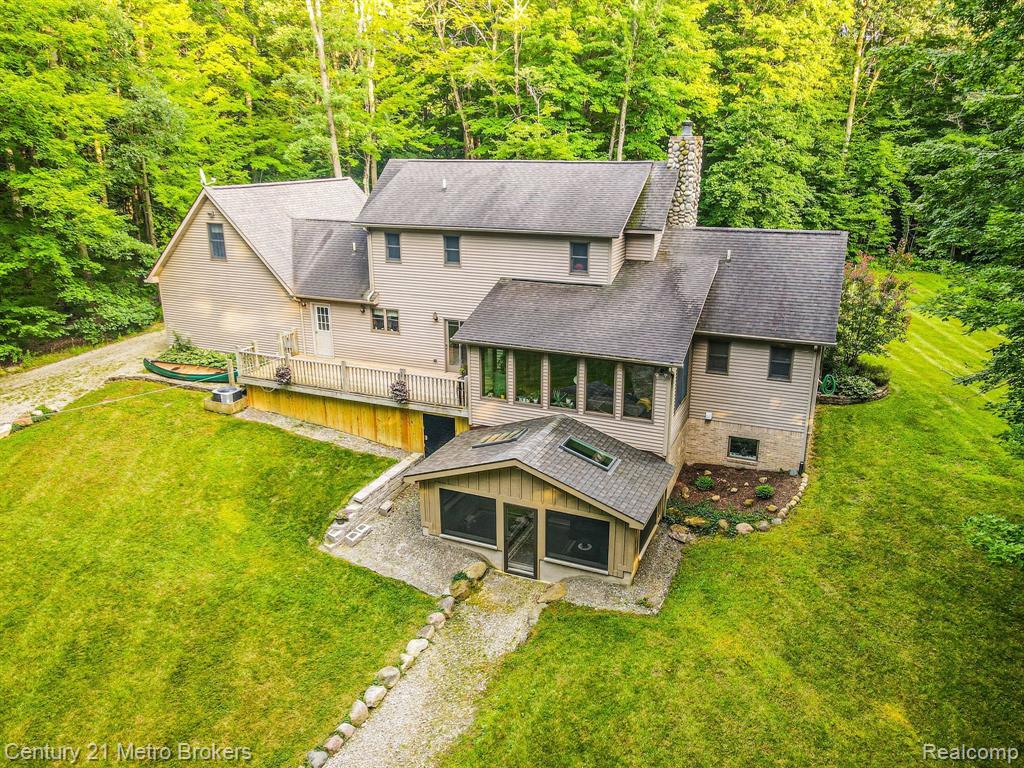 4191 Crystal Creek Estates, Lapeer, MI 48446 — Photo 3