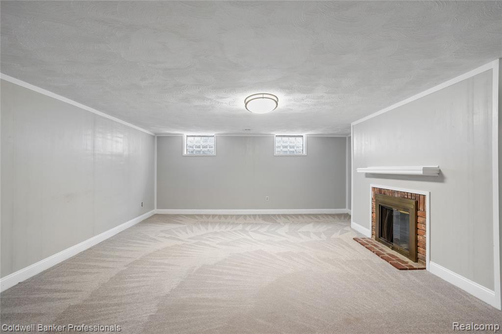 56 Oxford Road, Grosse Pointe Shores, MI 48236 — Photo 47