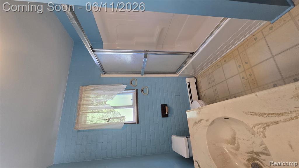4085 Pine Grove Avenue, Fort Gratiot, MI 48059 — Photo 10