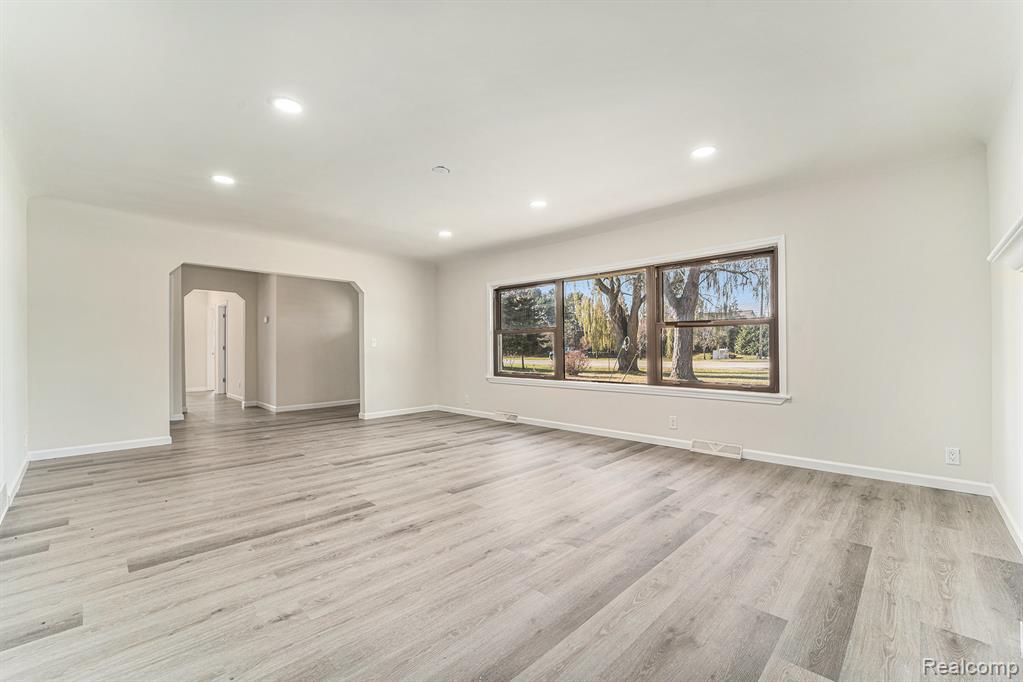 24614 TAFT Road, Novi, MI — Photo 3