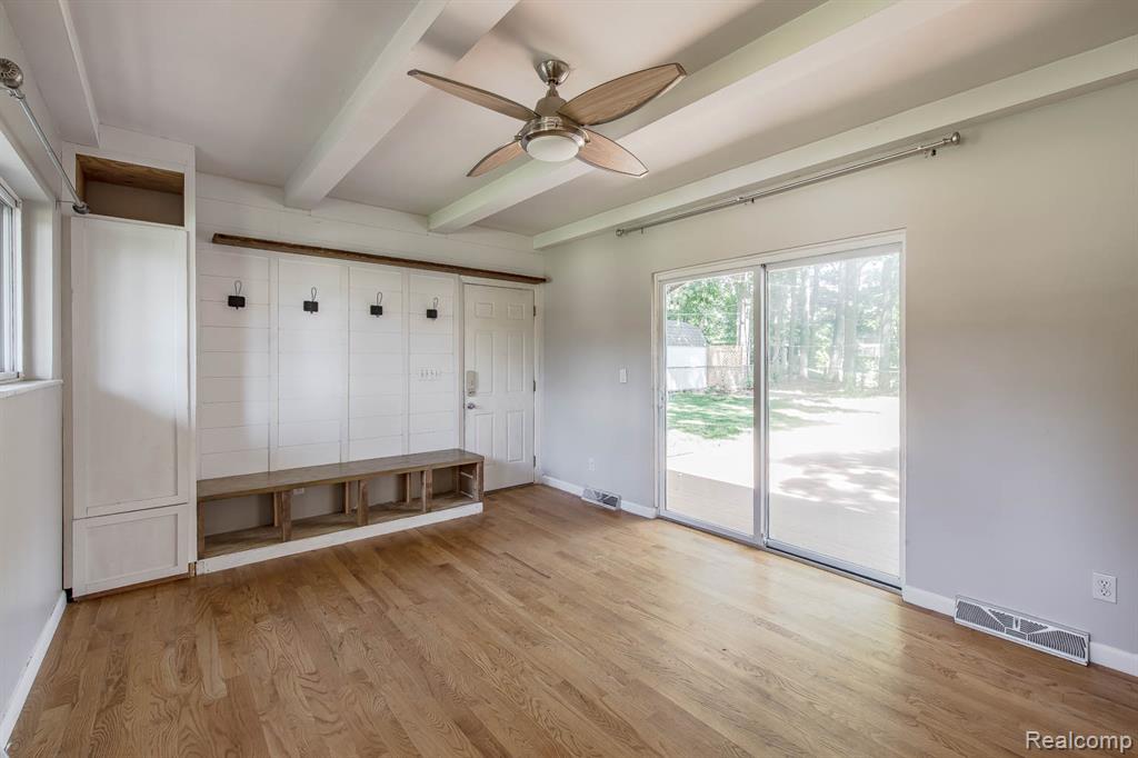 7709 Shelley Drive, Clarkston, MI 48348 — Photo 35