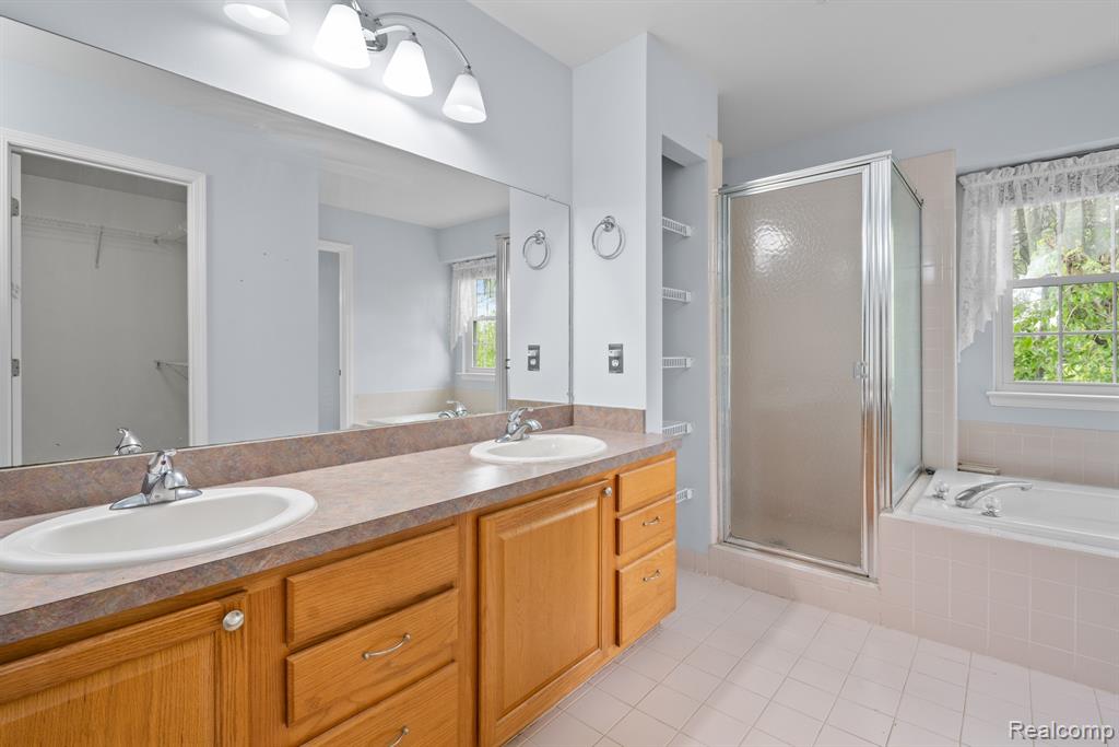 3079 Island Hills Drive, Dexter, MI 48130 — Photo 44