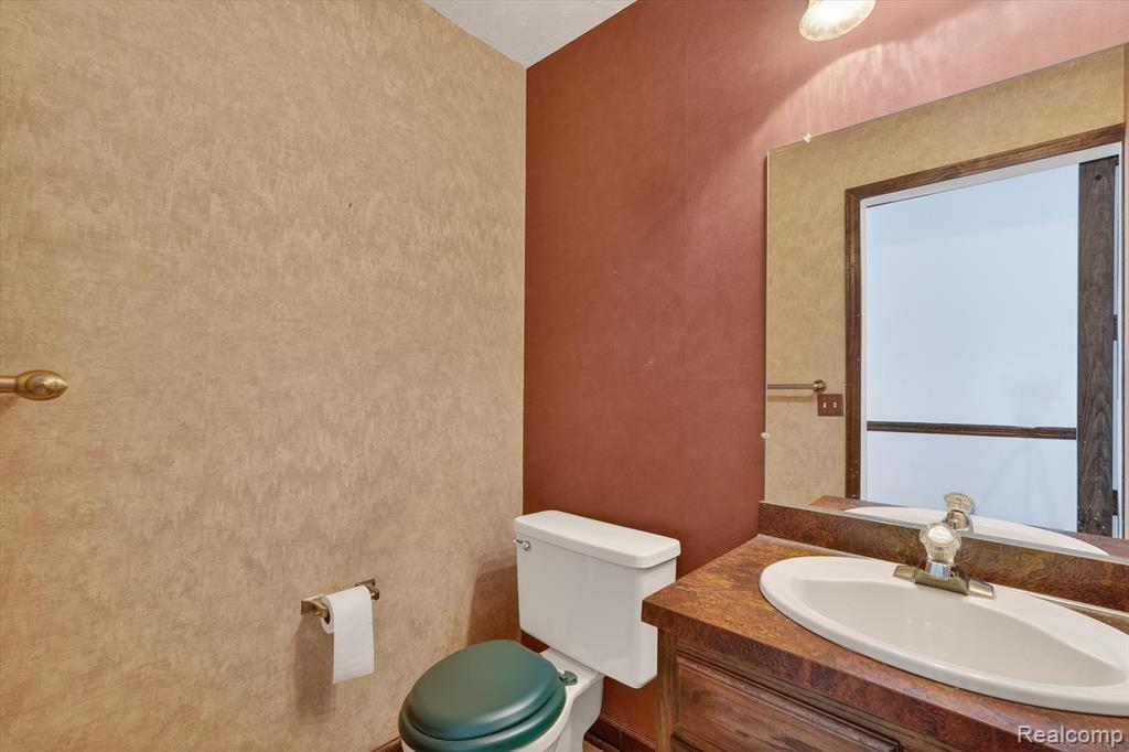 500 Granger Road, Ortonville, MI 48462 — Photo 22