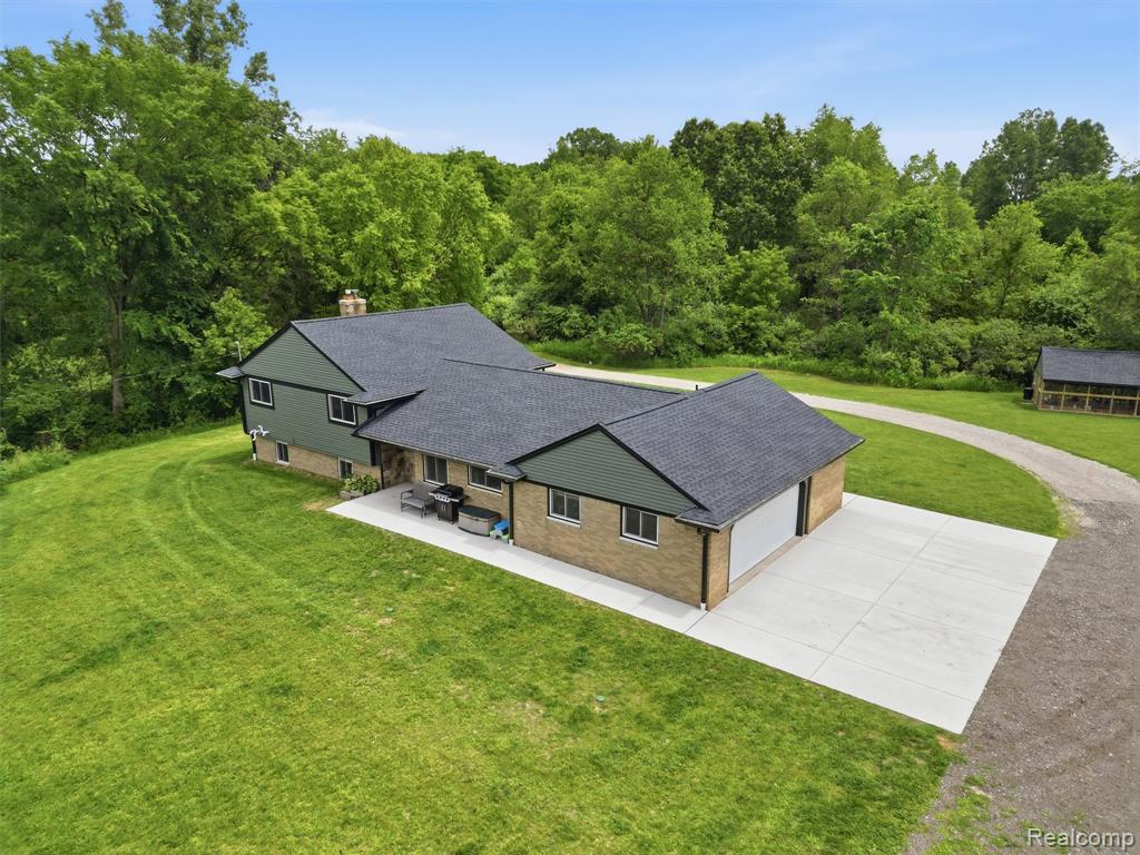 8620 Joey Drive, Pinckney, MI 48169 — Photo 6
