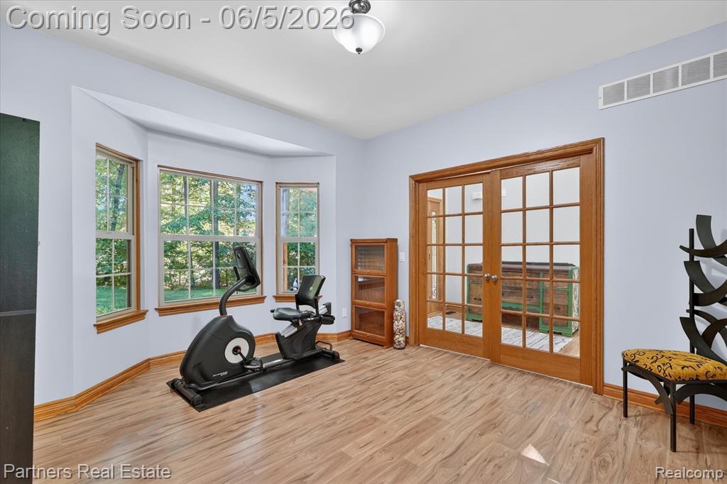 4053 Rolling Acres Drive, Hartland, MI 48353 — Photo 31