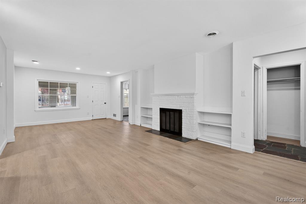 428 Girard Avenue, Royal Oak, MI 48073 — Photo 8