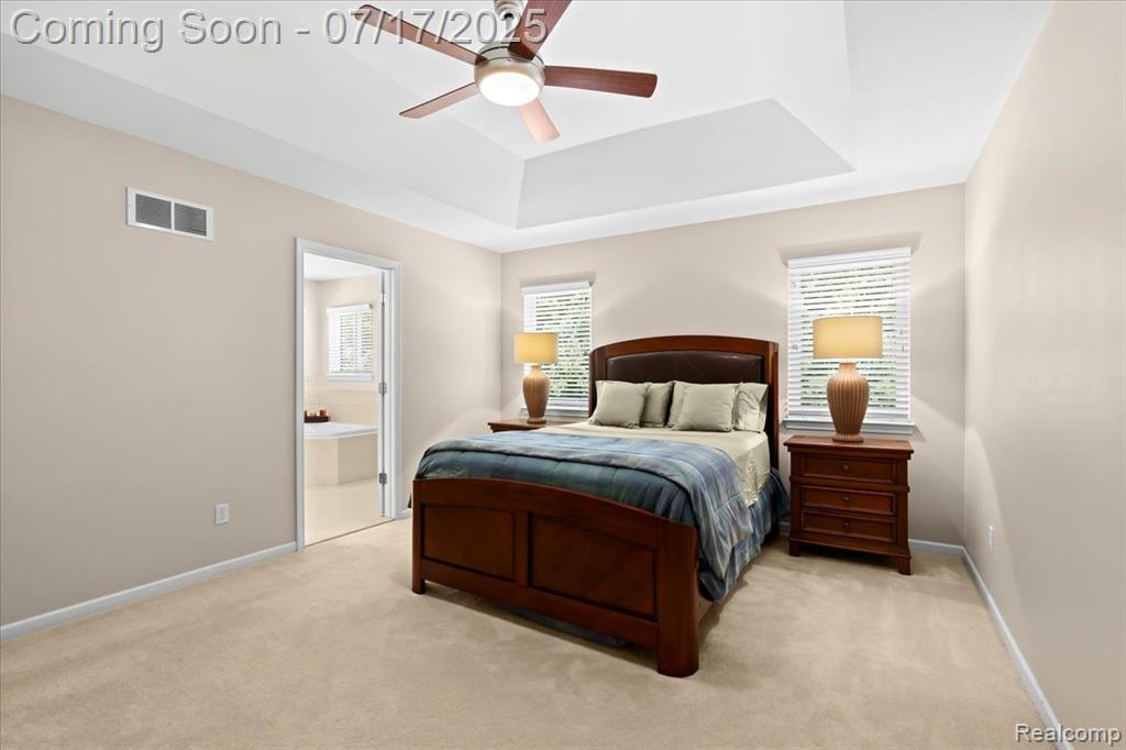 610 W Oxhill Drive, White Lake, MI — Photo 21