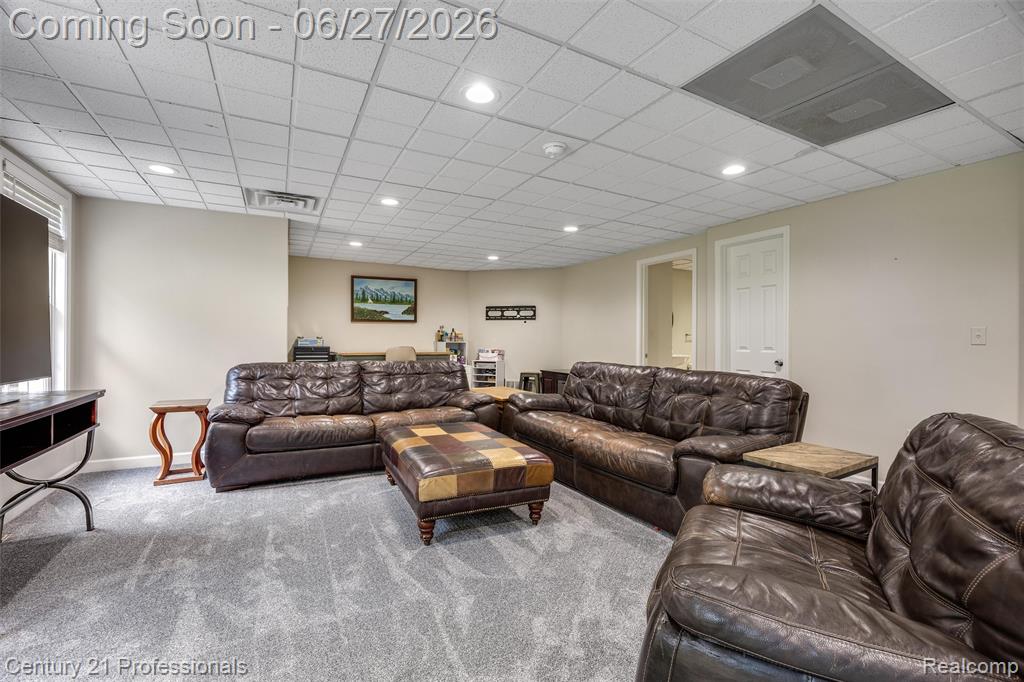 8928 Wild Iris Court, Davisburg, MI 48350 — Photo 32
