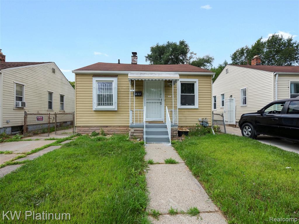 6803 Plainview Avenue, Detroit, MI 48228 — front exterior