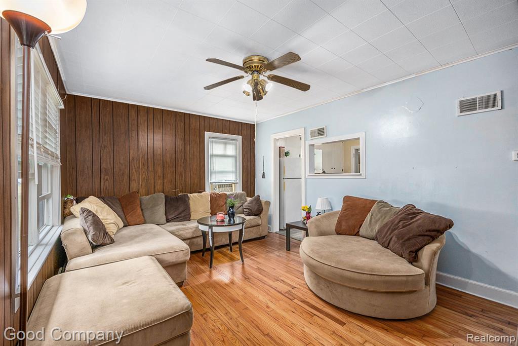 47565 Frederick Road, Shelby Twp, MI 48317 — Photo 5