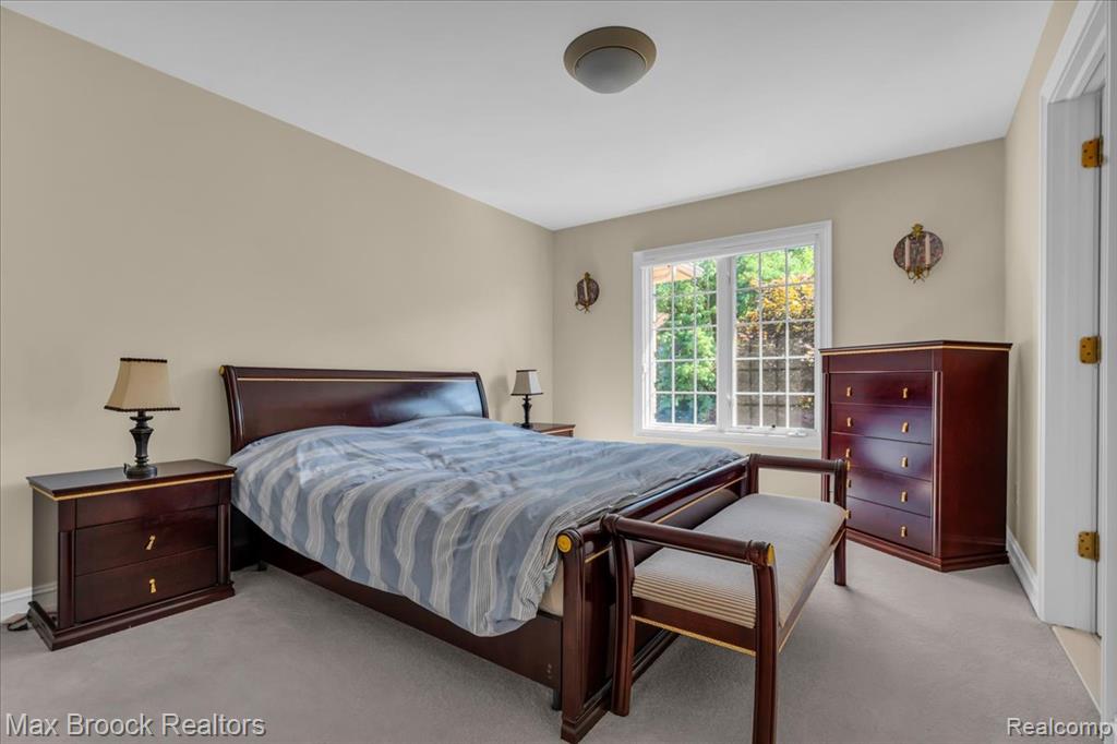 6324 Wildwood Lane, West Bloomfield, MI 48324 — Photo 29