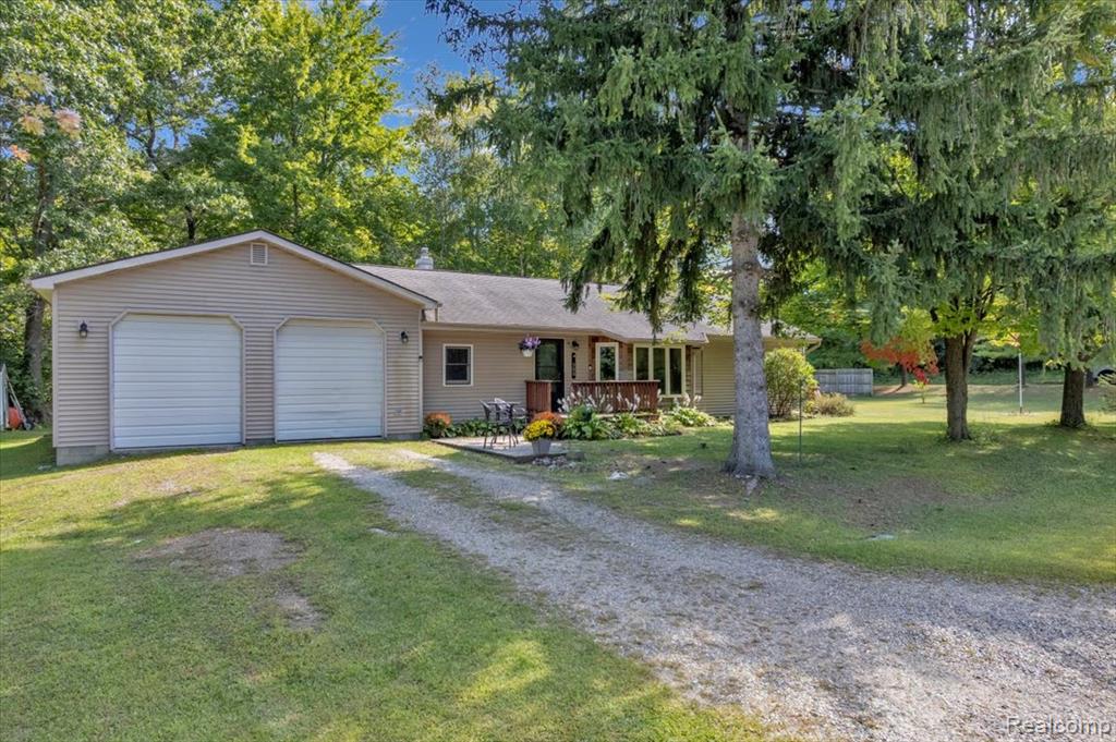 500 W NORWAY LAKE Road, Lapeer, MI 48446 — Photo 25
