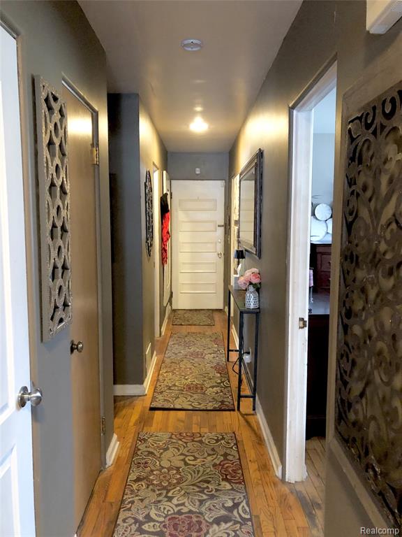 638 Maxine Street, Flint, MI 48503 — Photo 13