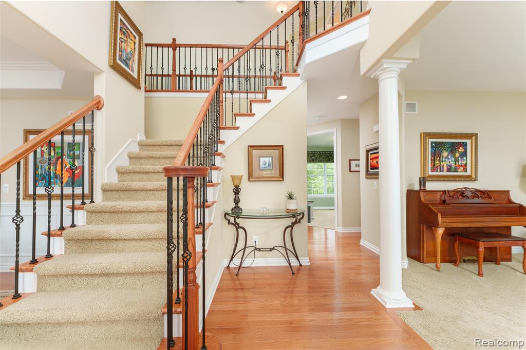 24455 Glenwood Drive, South Lyon, MI 48178 — Photo 5