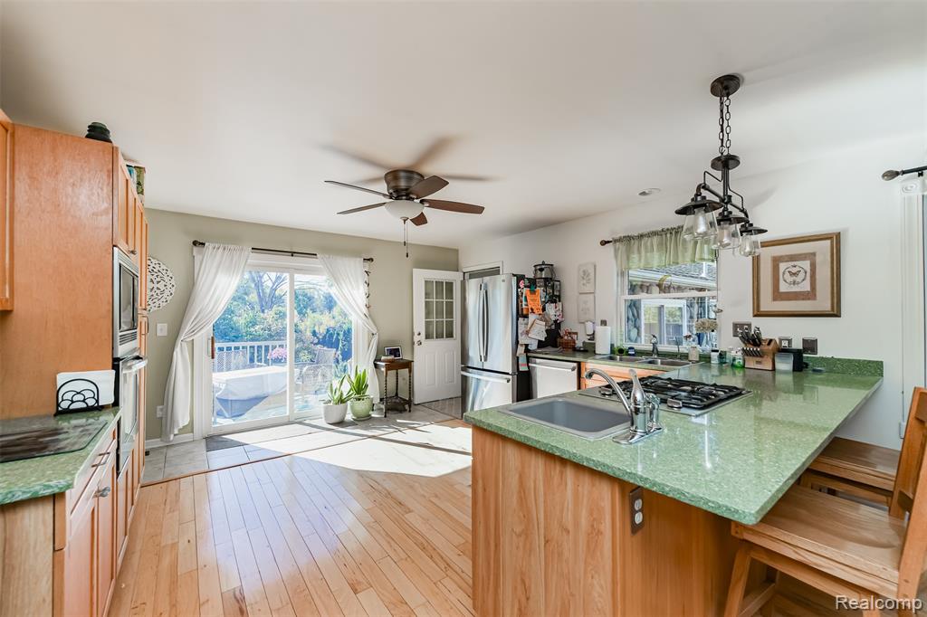 2076 Seymour Lake Road, Ortonville, MI 48462 — Photo 41