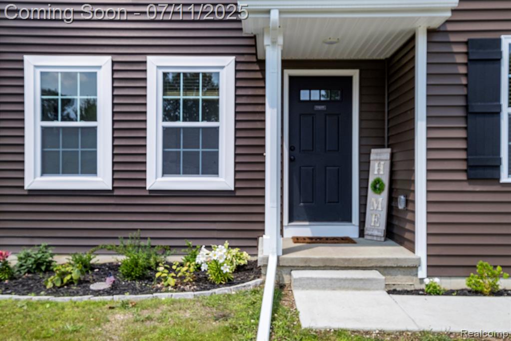 915 Village Drive, Davison, MI 48423 — Photo 27