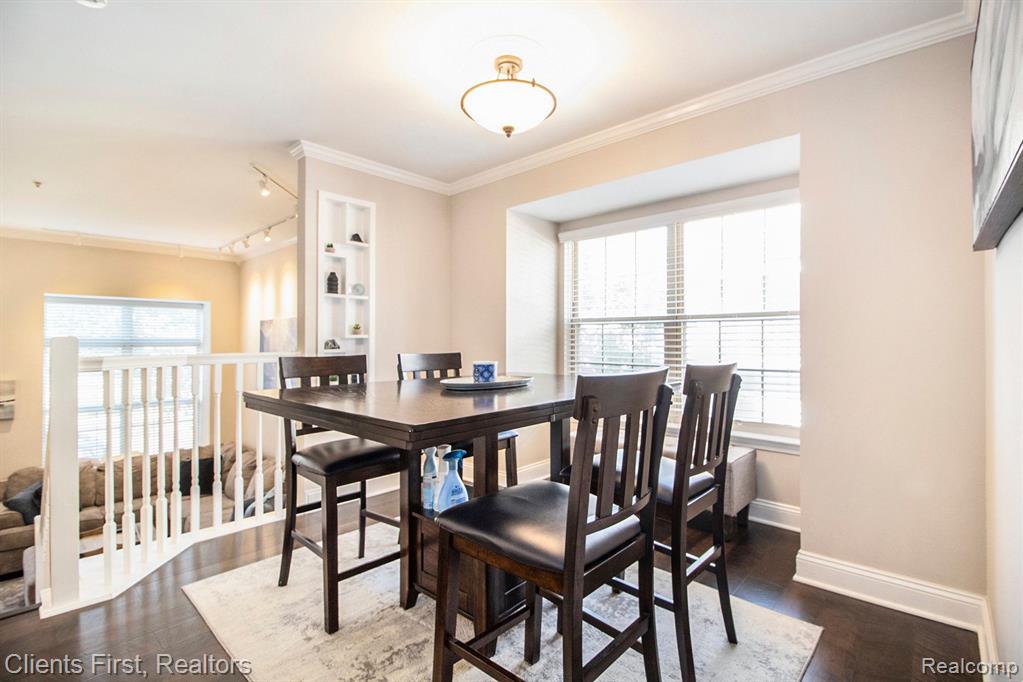 16870 FARMINGTON Road, Livonia, MI 48154 — Photo 10