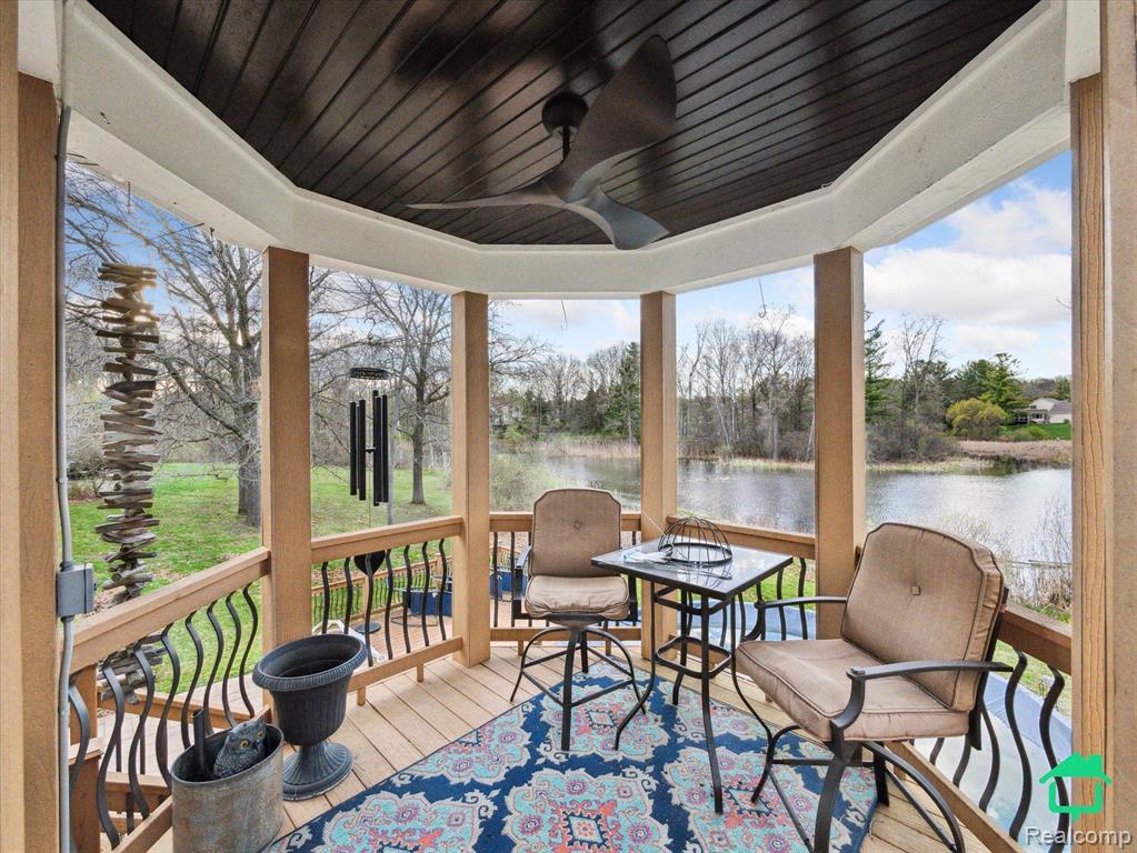 963 Golfview Drive, Lake Orion, MI 48362 — Photo 33