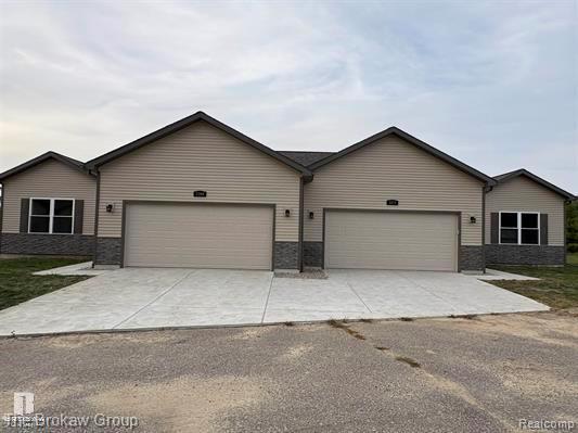 3369 Meadowridge Court, Davison, MI 48423 — Photo 43