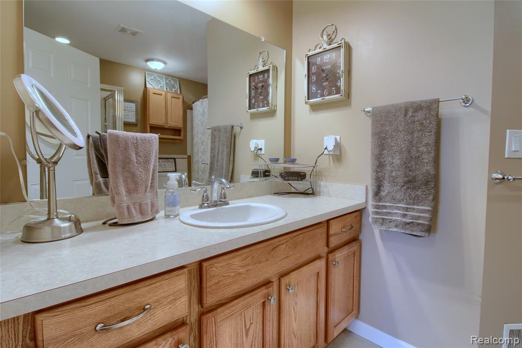 31626 Beaver Circle, New Boston, MI 48164 — Photo 16