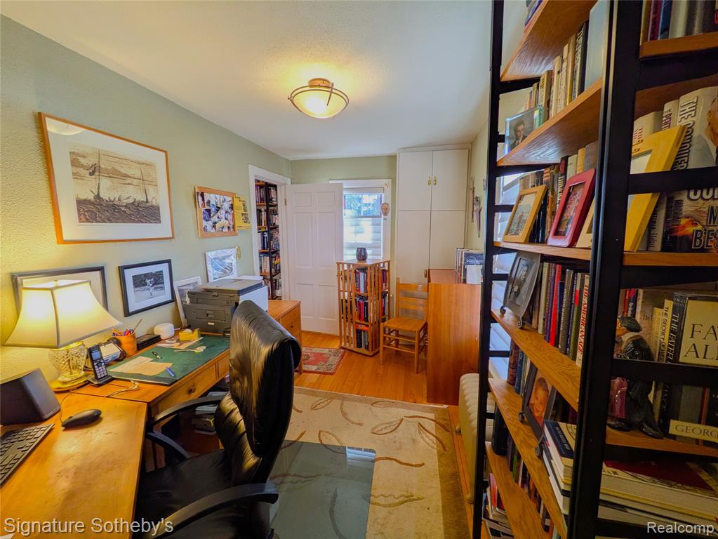 19470 Beverly Road, Beverly Hills, MI 48025 — Photo 5