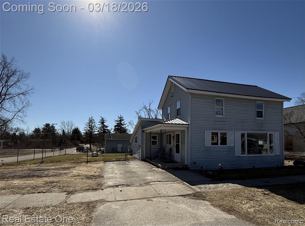 200 S Hayes Street, Farwell, MI 48622 — Photo 2