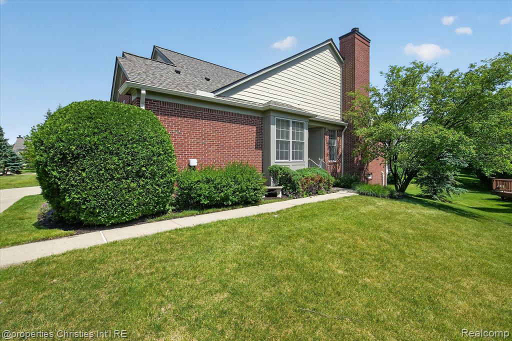 16502 Cypress Court, Northville, MI 48168 — Photo 2