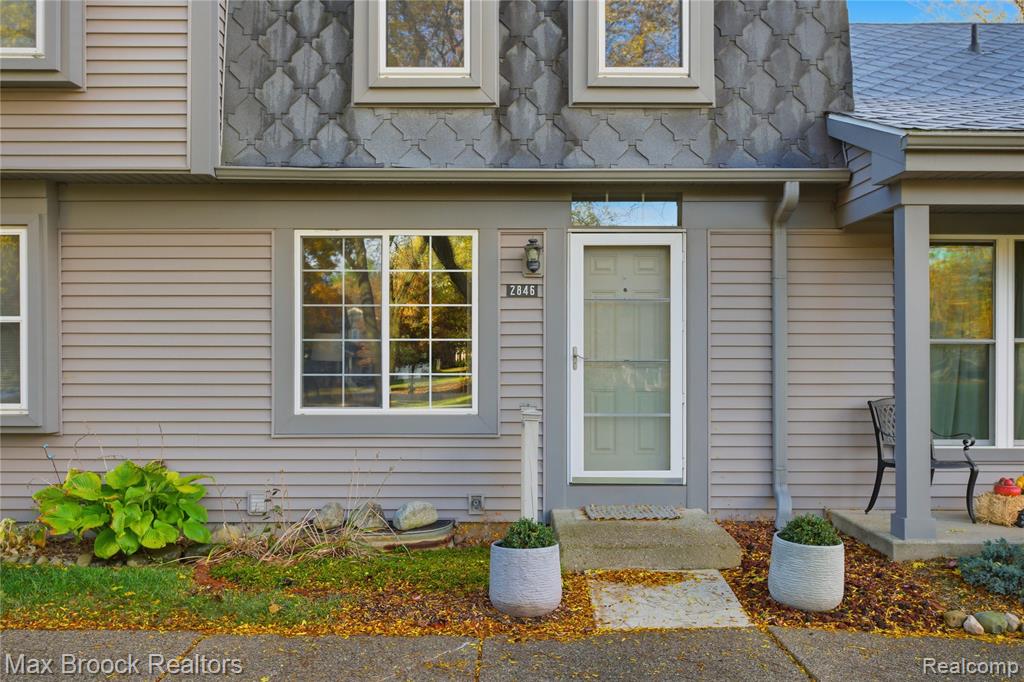 2846 Bombridge Court, Ann Arbor, MI 48104 — Photo 30