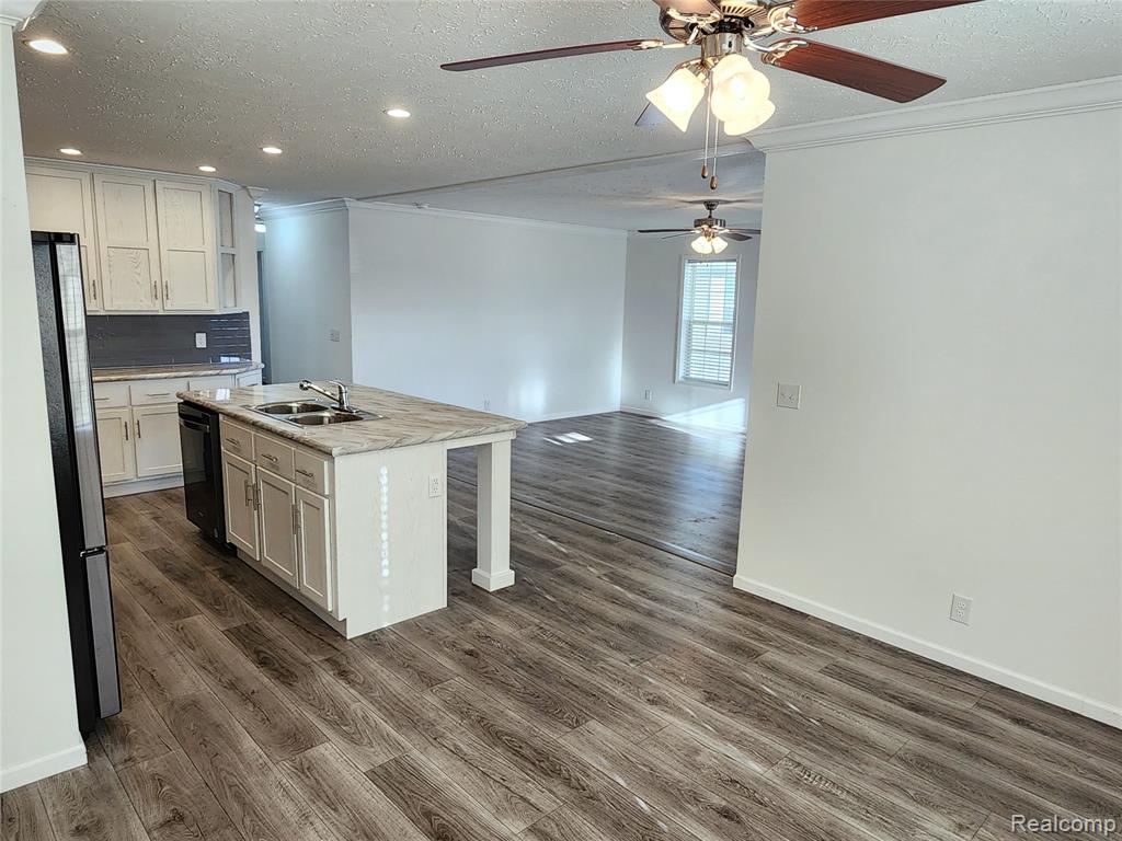 650 W Adrian Street, Blissfield, MI 49228 — Photo 10