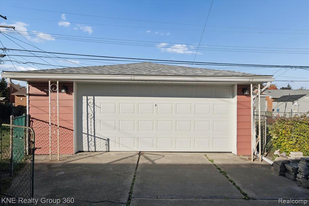 15464 Mulberry Street, Southgate, MI 48195 — Photo 33