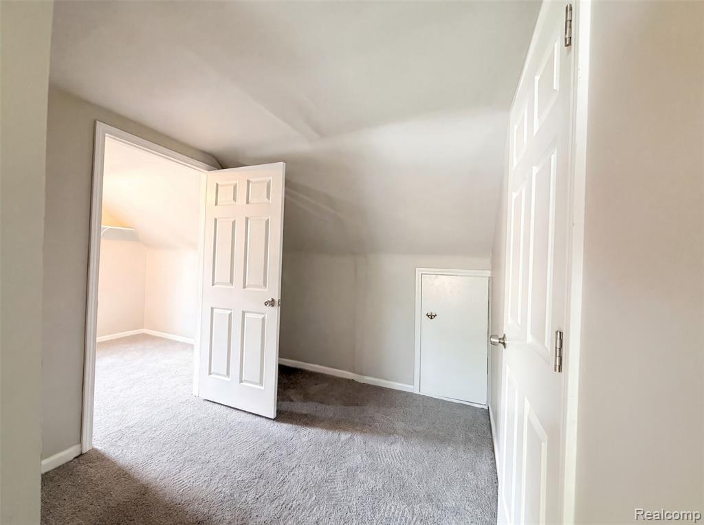6455 Norborne Avenue, Dearborn Heights, MI 48127 — Photo 9