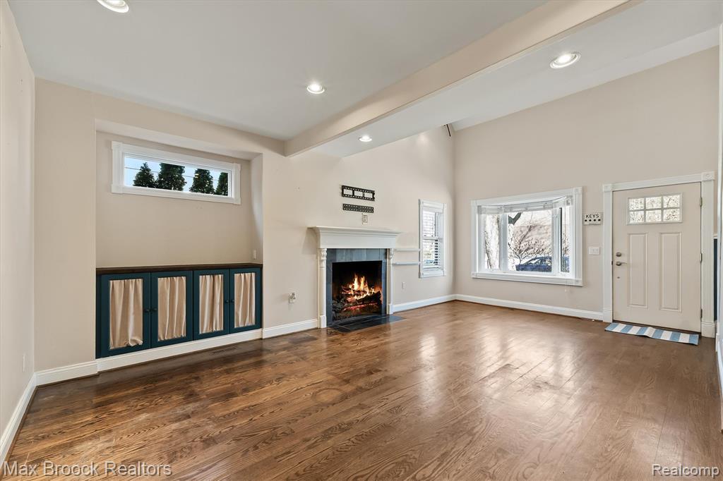 2375 Lakeside Drive, Highland, MI 48356 — Photo 9