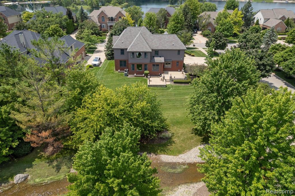 17712 PARKSHORE Drive, Northville, MI 48168 — Photo 70