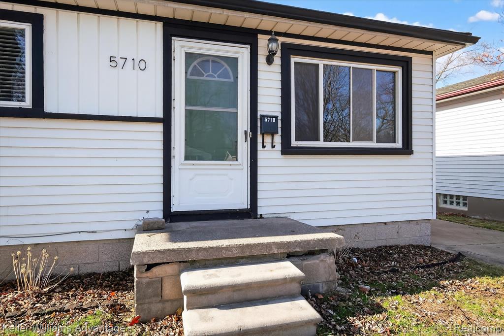 5710 Detroit Street, Dearborn Heights, MI 48125 — Photo 4