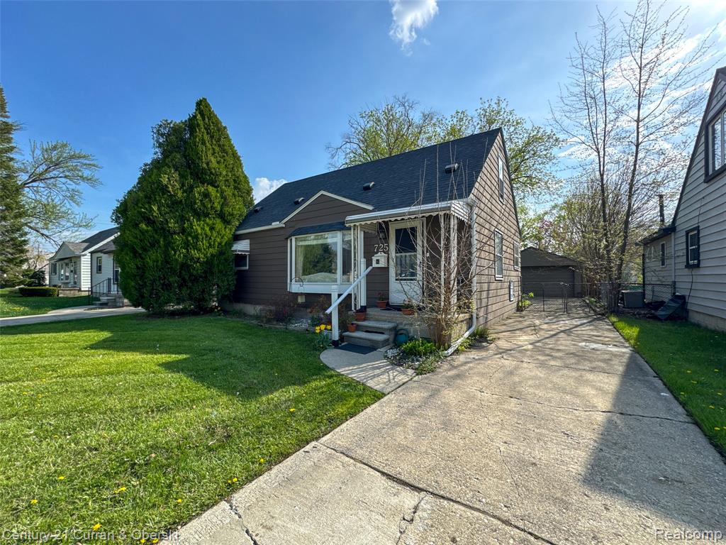 725 S Manitou Avenue, Clawson, MI — Photo 4