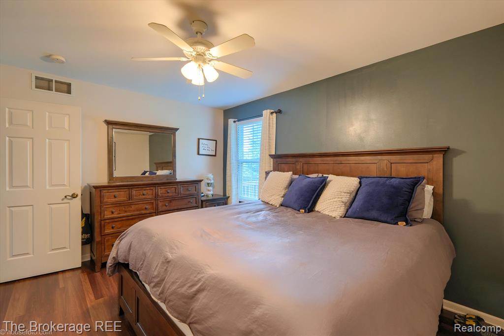 5281 Magnolia Drive, Grand Blanc, MI 48439 — Photo 27