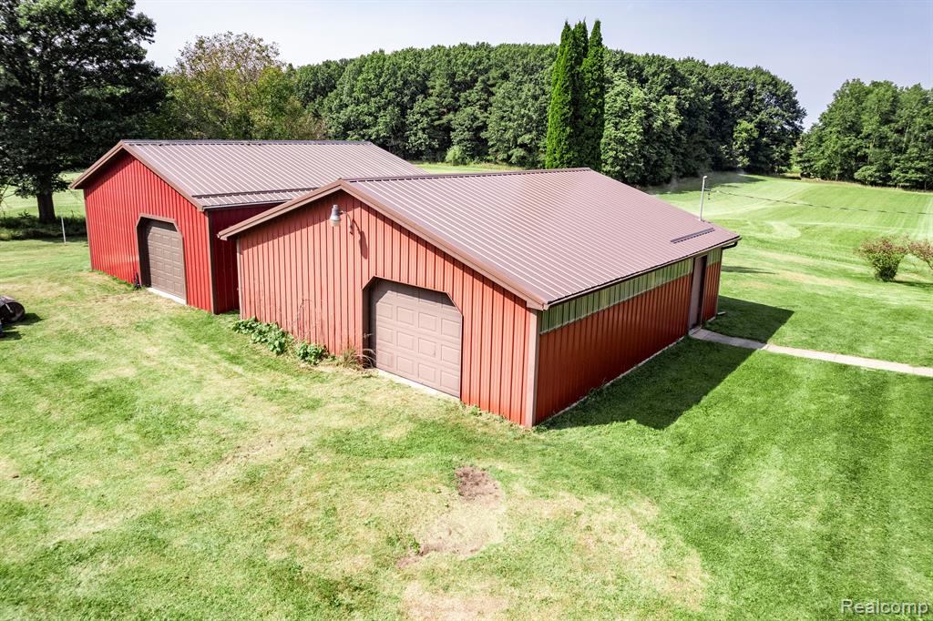 5589 CLEAR LAKE Road, North Branch, MI 48461 — Photo 33