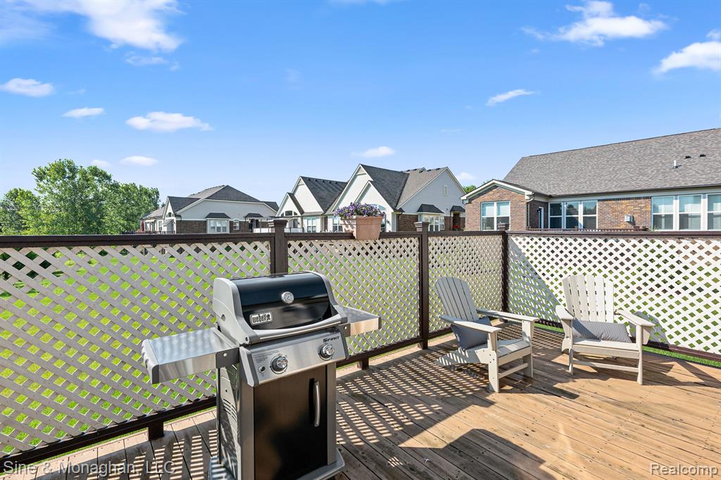 40450 JUNIPER Court, Clinton Twp, MI 48036 — Photo 33