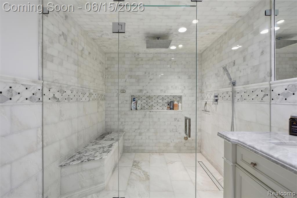 56173 Parkview Drive, Utica, MI 48316 — Photo 28