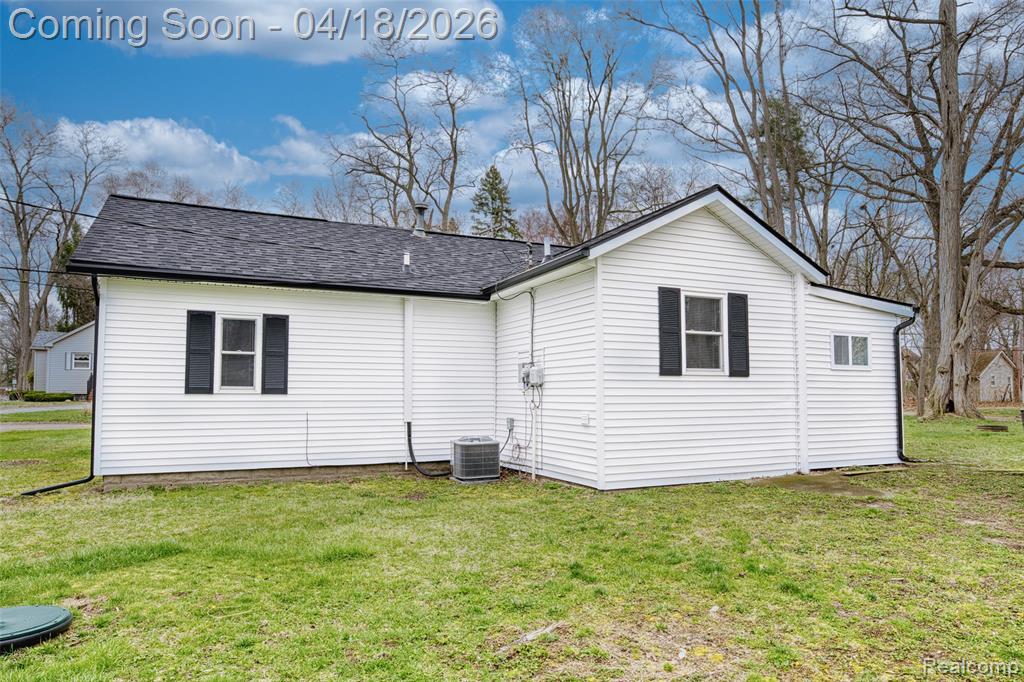 2514 Barton Street, Commerce Twp, MI 48382 — Photo 27